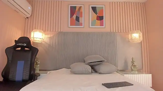 samyriverss online show from December 18, 2025, 11:38 am