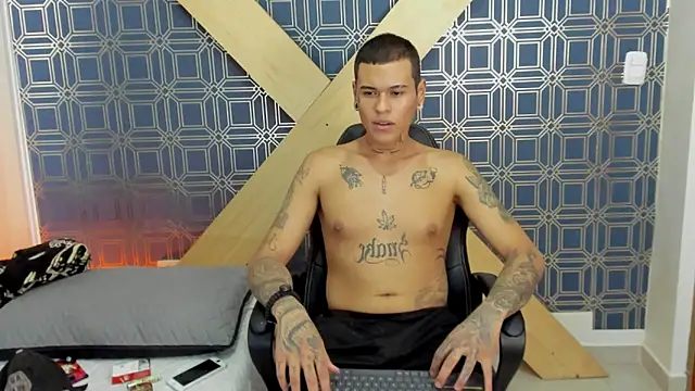 jamesinked  online show from January 9, 2025, 6:47 pm