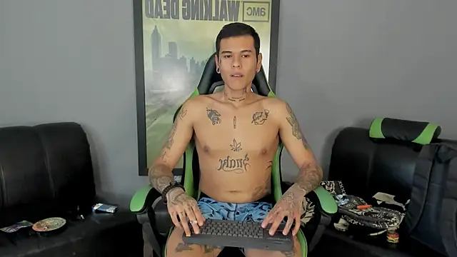 jamesinked  online show from February 6, 2025, 8:02 pm