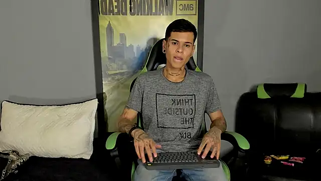 jamesinked  online show from March 23, 2025, 2:04 am