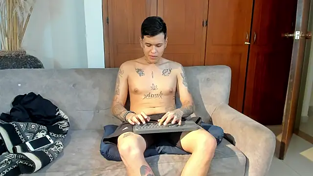 jamesinked  online show from October 13, 2025, 7:36 pm