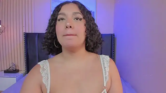 viiolett lee online show from October 25, 2025, 9:53 pm