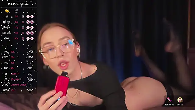 Avril Pearly  online show from February 7, 2025, 8:42 pm