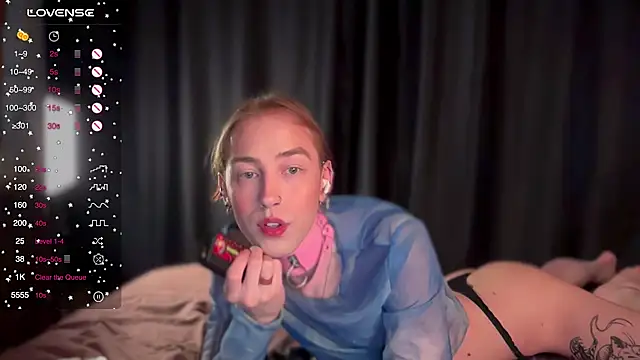 Avril Pearly  online show from October 7, 2025, 12:02 pm