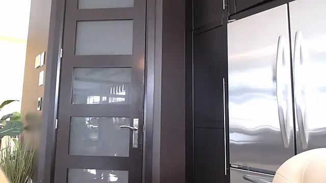 Toy-Daddy online show from March 7, 2025, 2:01 pm