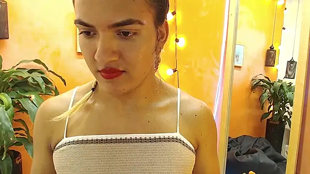 aslyhernandez 7 online show from January 20, 2025, 5:59 pm