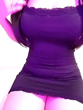 Snapshot of Almas_Queen chatting on December 12, 2024, 7:59 pm Almas Queen online show from December 12, 2024, 7:59 pm