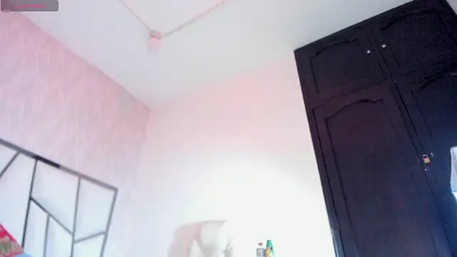 Snapshot of Victoriaa_millers chatting on January 10, 2026, 7:15 pm Victoriaa millers online show from January 10, 2026, 7:15 pm