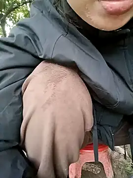 Snapshot of Fuckmehard2xx chatting on December 12, 2024, 9:51 am Fuckmehard2xx online show from December 12, 2024, 9:51 am