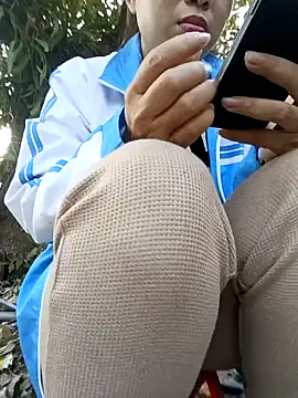 Snapshot of Fuckmehard2xx chatting on January 3, 2025, 8:43 am Fuckmehard2xx online show from January 3, 2025, 8:43 am