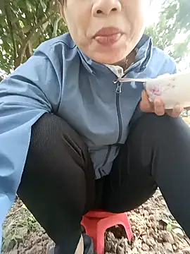 Snapshot of Fuckmehard2xx chatting on February 11, 2025, 2:46 am Fuckmehard2xx online show from February 11, 2025, 2:46 am