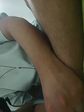 beautiful hands  online show from February 11, 2026, 7:13 am