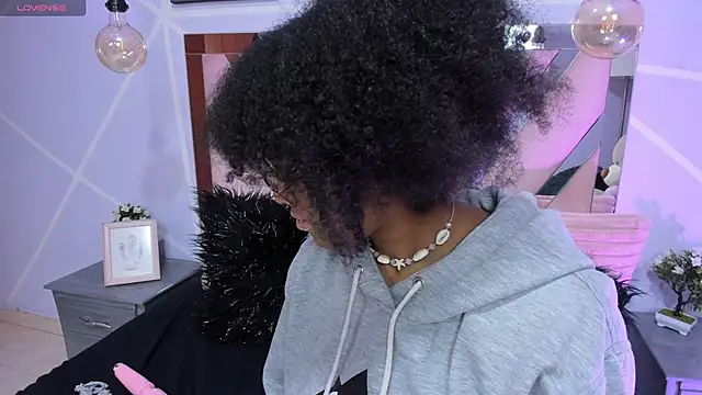 Elith noa online show from February 27, 2025, 11:37 pm