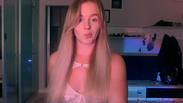 Snapshot of Eva_Jaya chatting on September 19, 2025, 1:01 pm Eva Jaya online show from September 19, 2025, 1:01 pm