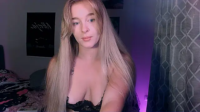Snapshot of Eva_Jaya chatting on October 22, 2025, 1:22 pm Eva Jaya online show from October 22, 2025, 1:22 pm