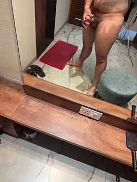 versatile guy01 online show from October 2, 2025, 3:02 am