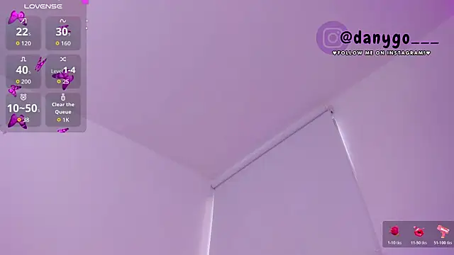 ZarianaEvanz online show from October 29, 2025, 9:49 pm