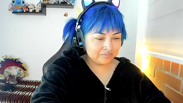 Snapshot of Shaddycute_ chatting on October 22, 2025, 3:01 pm Shaddycute online show from October 22, 2025, 3:01 pm