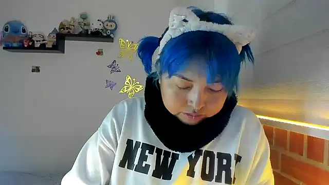 Snapshot of Shaddycute_ chatting on November 10, 2025, 9:52 am Shaddycute online show from November 10, 2025, 9:52 am