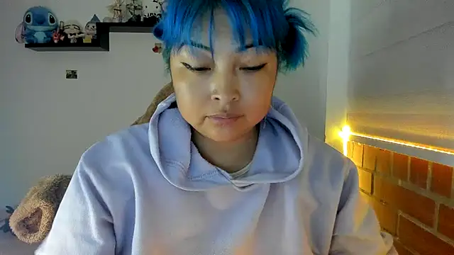 Snapshot of Shaddycute_ chatting on November 26, 2025, 11:00 am Shaddycute online show from November 26, 2025, 11:00 am