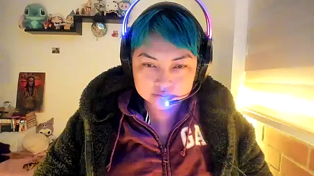 Snapshot of Shaddycute_ chatting on January 6, 2026, 11:47 am Shaddycute online show from January 6, 2026, 11:47 am