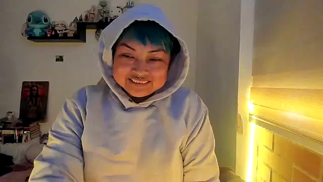 Snapshot of Shaddycute_ chatting on January 7, 2026, 2:52 pm Shaddycute online show from January 7, 2026, 2:52 pm