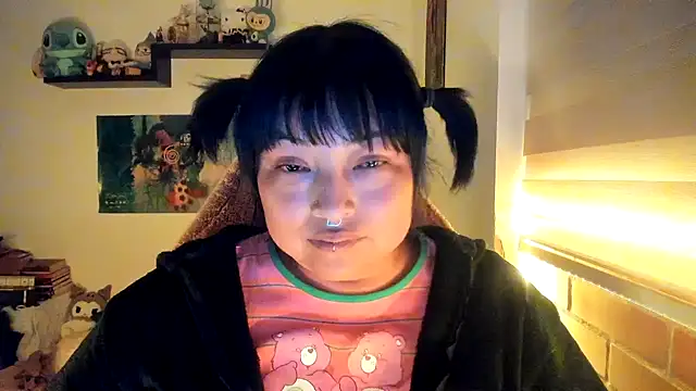 Snapshot of Shaddycute_ chatting on February 11, 2026, 12:04 am Shaddycute online show from February 11, 2026, 12:04 am