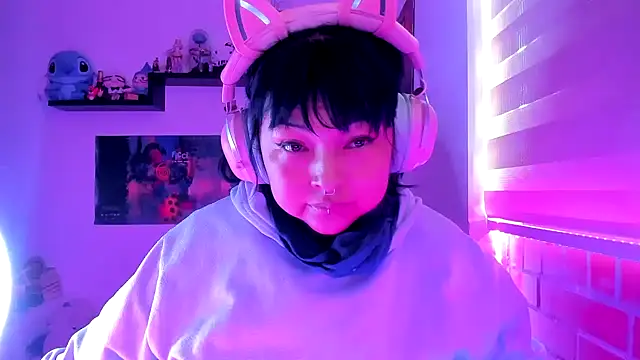 Snapshot of Shaddycute_ chatting on February 20, 2026, 6:08 pm Shaddycute online show from February 20, 2026, 6:08 pm