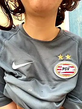 L-LOVE online show from October 16, 2025, 4:19 pm