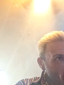 gettinit2wice online show from December 21, 2025, 5:53 pm