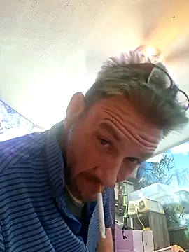 gettinit2wice online show from March 23, 2026, 5:33 am