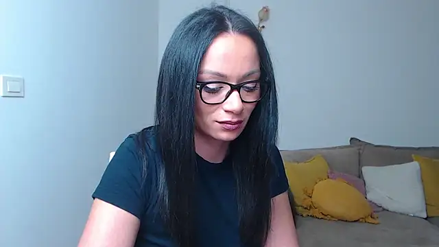 BabySerene online show from March 6, 2025, 10:15 pm