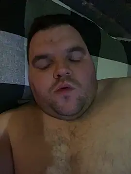 Snapshot of Mikey-HH chatting on April 17, 2026, 4:54 pm Mikey-HH online show from April 17, 2026, 4:54 pm