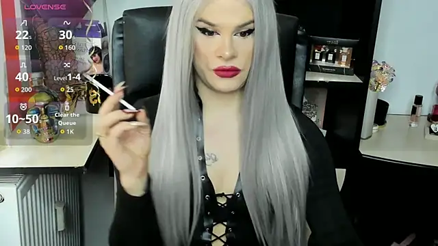 EvelynLexy online show from March 29, 2026, 6:46 am