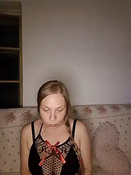 katiestevens online show from September 14, 2025, 8:08 pm