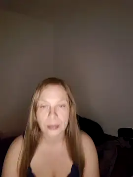 katiestevens online show from September 25, 2025, 9:07 pm