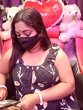 ella mariya online show from February 3, 2026, 7:52 pm