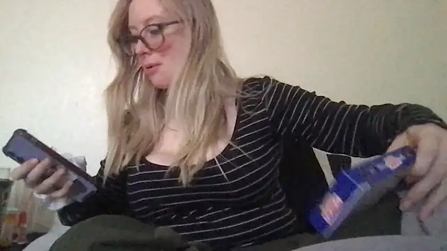 Snapshot of sabibaby125 chatting on December 7, 2024, 4:25 pm sabibaby125 online show from December 7, 2024, 4:25 pm