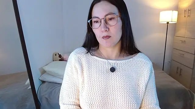 Snapshot of Elle_Lee_ chatting on April 11, 2026, 11:58 am Elle Lee online show from April 11, 2026, 11:58 am