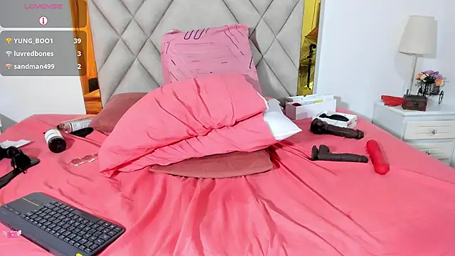 vahiolet fuentes online show from February 13, 2025, 10:11 pm