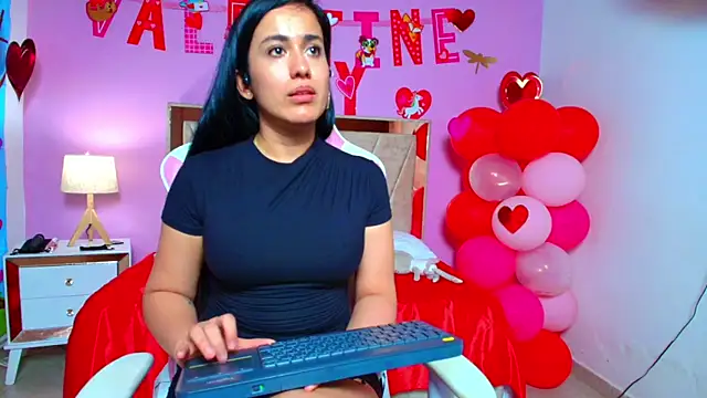 Miia harper  online show from February 6, 2025, 5:51 pm