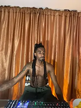 Malkon Big online show from March 8, 2026, 2:43 pm