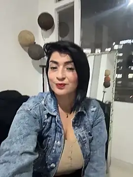 Snapshot of karenlennox1 chatting on February 25, 2026, 11:58 pm karenlennox1 online show from February 25, 2026, 11:58 pm