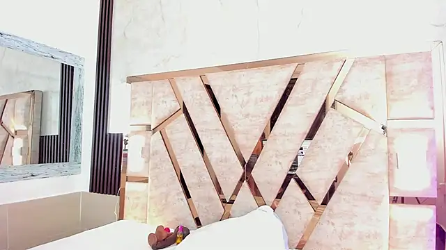 molly sweetee online show from October 30, 2025, 1:40 am