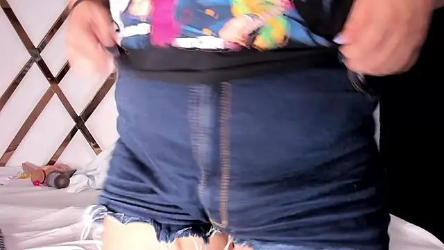 molly sweetee online show from April 8, 2026, 1:38 am