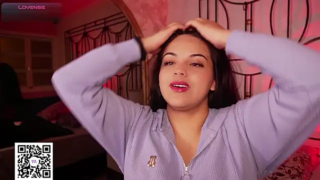 Snapshot of Sophia_wilsonn_ chatting on February 4, 2026, 10:43 am Sophia wilsonn online show from February 4, 2026, 10:43 am