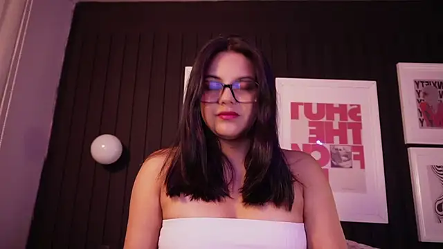 Snapshot of Sophia_wilsonn_ chatting on February 23, 2026, 10:45 am Sophia wilsonn online show from February 23, 2026, 10:45 am