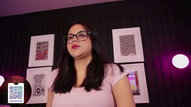 Sophia wilsonn  online show from April 3, 2026, 10:35 am