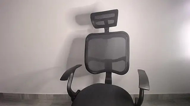 Snapshot of present_the_magic chatting on January 21, 2025, 1:08 am present the magic online show from January 21, 2025, 1:08 am