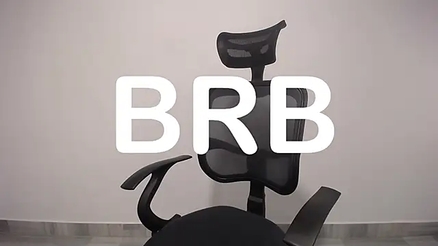 Snapshot of present_the_magic chatting on January 23, 2025, 5:45 am present the magic online show from January 23, 2025, 5:45 am